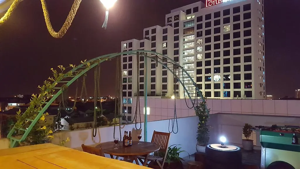 Glocal Beachside Hostel Da Nang
