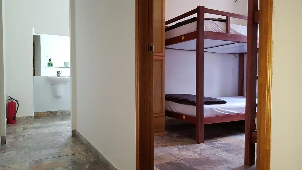 Glocal Beachside Hostel Da Nang