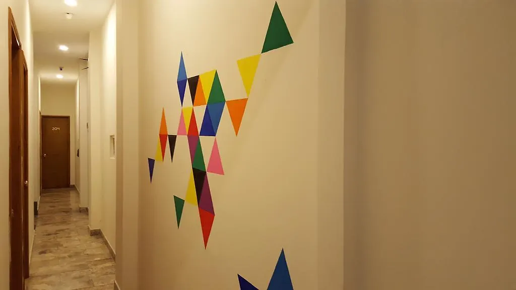 Glocal Beachside Hostel Da Nang Vietnam