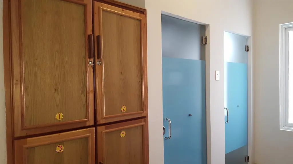 Glocal Beachside Hostel Da Nang