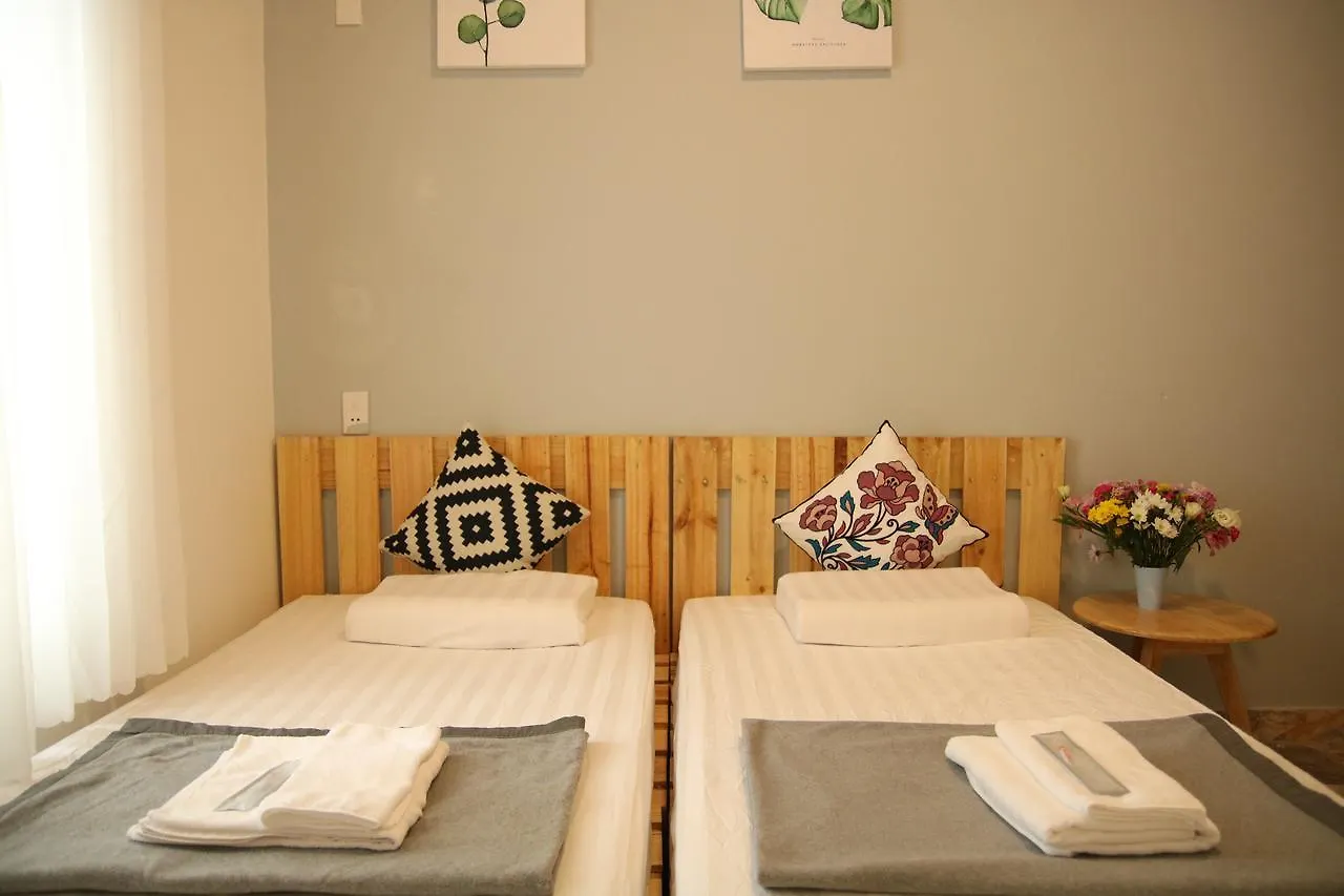 Glocal Beachside Hostel Da Nang