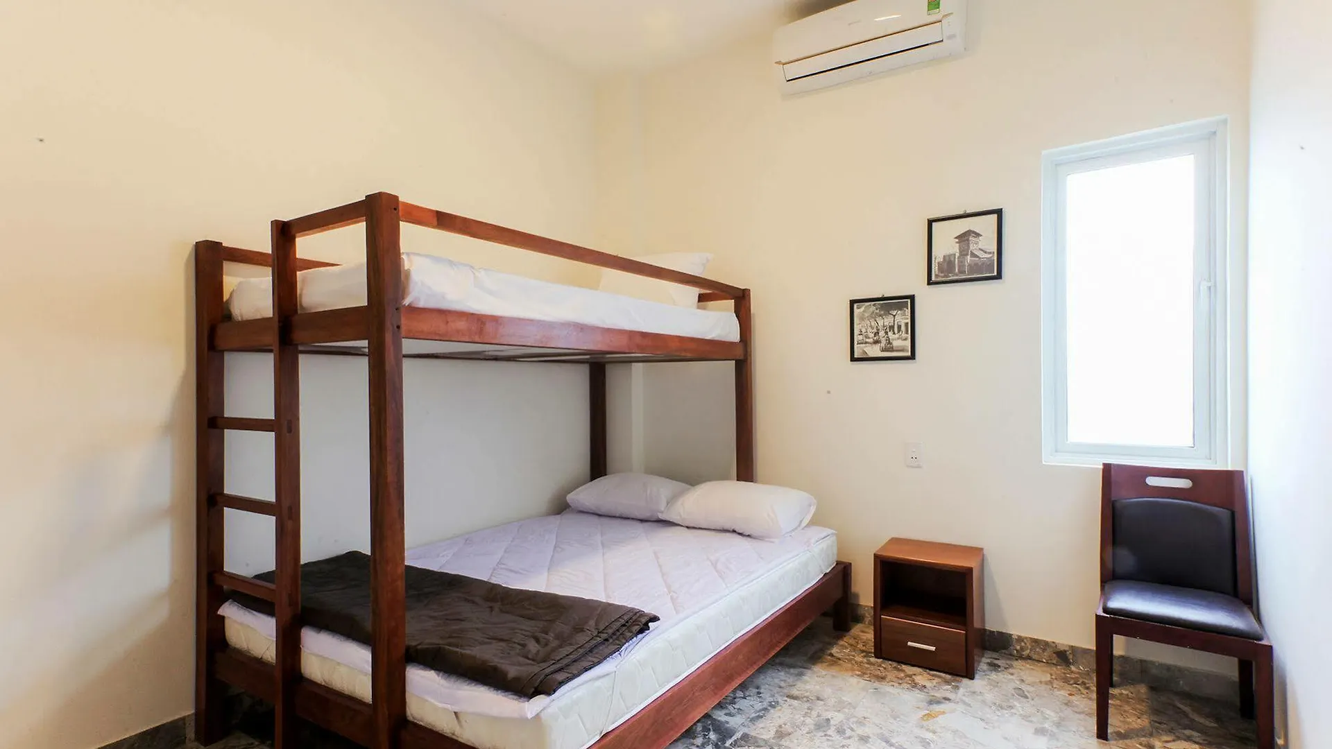 Glocal Beachside Hostel Da Nang 0*,