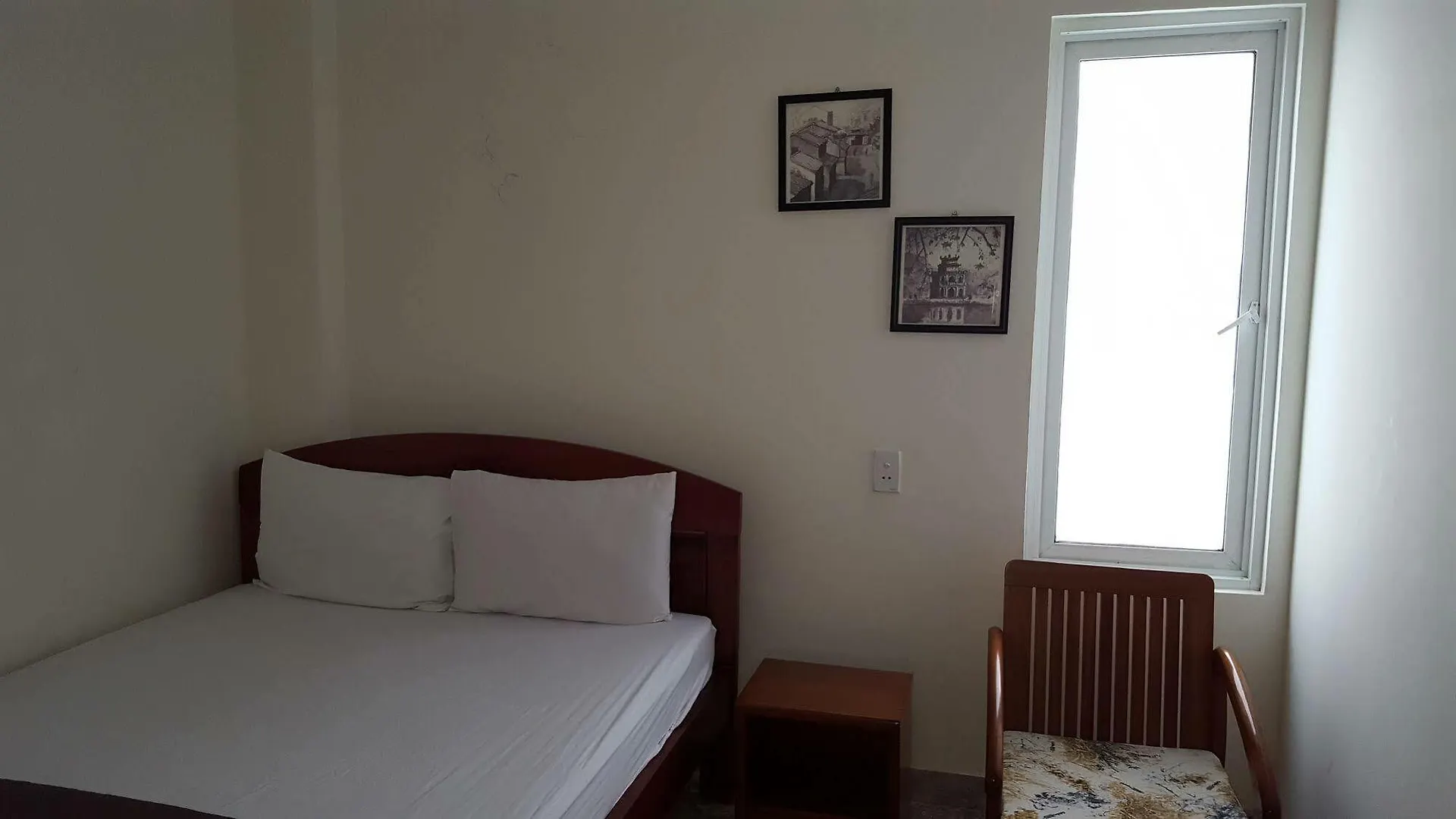 Glocal Beachside Hostel Da Nang