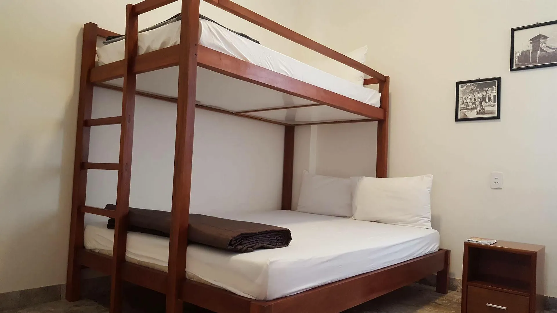 Glocal Beachside Hostel Da Nang 0*,  Vietnam